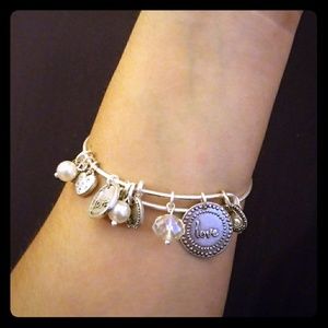 Love bangle bracelet